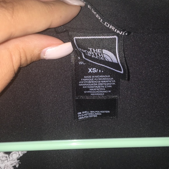 Women’s North Face Jacket - Picture 3 of 3